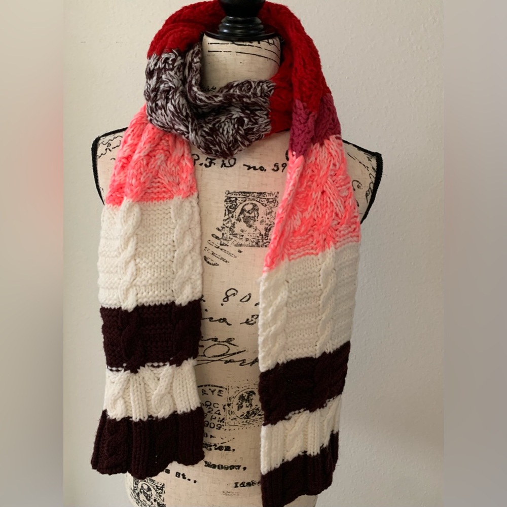 🌿 Aeropostale Red Colorful Cable Knit Scarf
